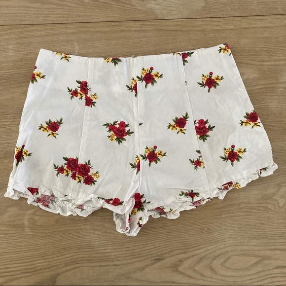 Forever 21 Pants - Girls Floral Print Shorts